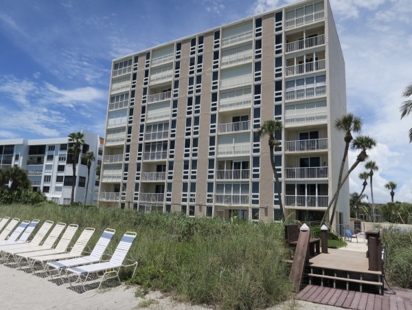 Two Bedroom Beach Condo Communal Pool  Longboat Key